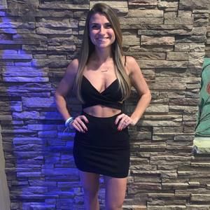 Meet your Posher, Elyse